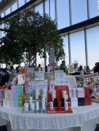 Shanghai Duoyun Bookstore - above the clouds!