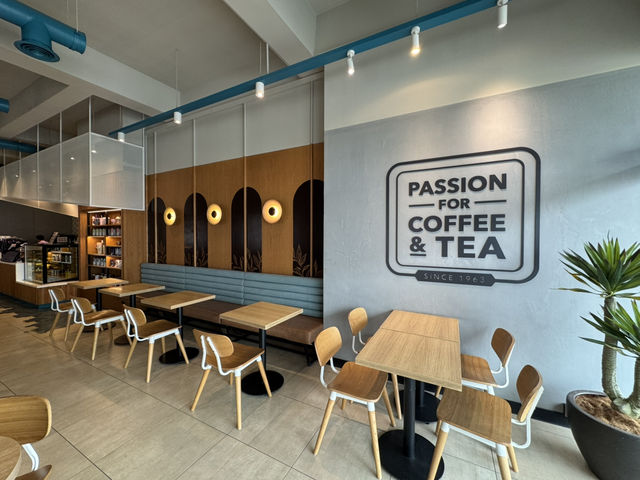 ☕ The Coffee Bean & Tea Leaf @ Eco Botani – Peaceful Coffee Break in the Afternoon
