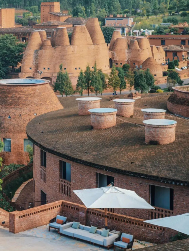 🏖️ Summer Escapes to Mile, Kunming