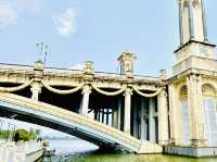 A Walk Through Grandeur: Seri Gemilang Bridge