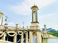 A Walk Through Grandeur: Seri Gemilang Bridge