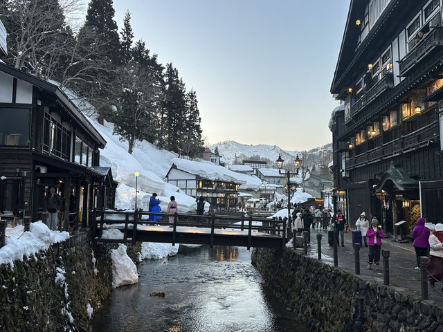 🏮走進雪夜的童話世界｜銀山溫泉散策記❄️