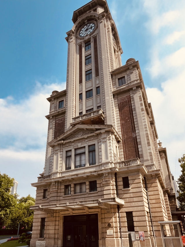 A Photographer's Delight: Capturing Shanghai's Historical Essence A Photographer's Delight: Capturing Shanghai's Historical Essence