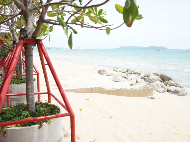 กลิ่นอายความ Cool – Under the Sun กลิ่นอายความ Cool – Under the Sun