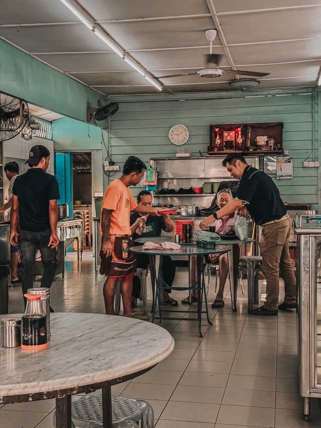 Nostalgic Breakfast in Penang – Joo Leong Café