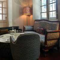 a hotel with great food