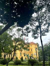 เยือนสุสานโฮจิมินห์ สถานที่ประวัติศาสตร์เวียดนาม
