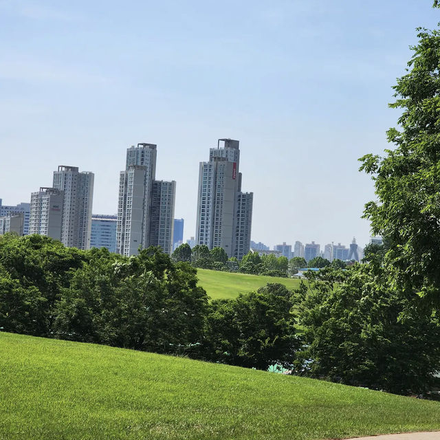 Olympic Park (올림픽공원)