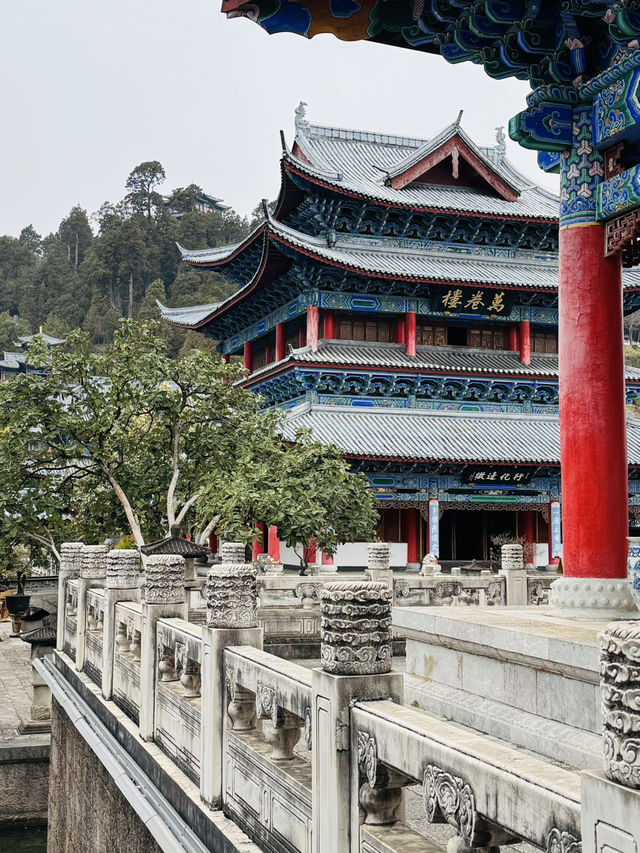 《木府：麗江古城的靈魂殿堂》 