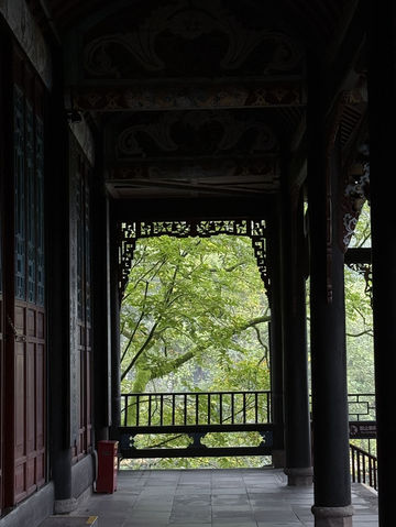 Nature Meets History🌳