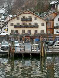 Snowy Strolls in a Fairytale Village – Hallstatt in Late Autumn