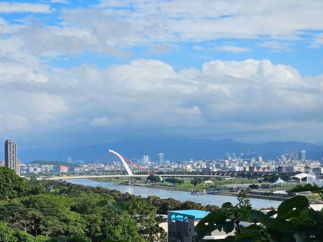 圓山大飯店：站在山頭上的中式建築巨作