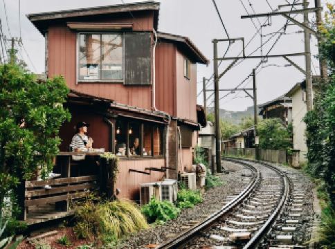 Kamakura is a charming seaside town.