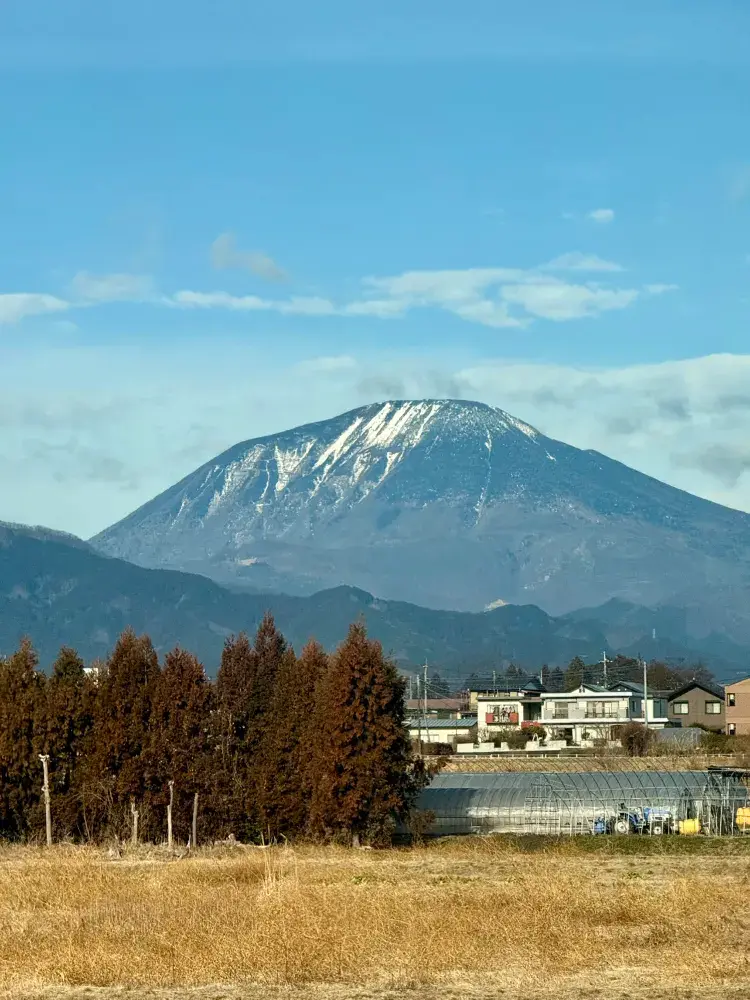 日光駅の目の前に広がる絶景。