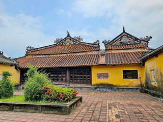 My visit to the Imperial City of Hue was a beautiful journey into Vietnam’s royal past. 🇻🇳🏯