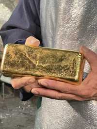 Perth mint ( Birth of gold bar 😋😋)