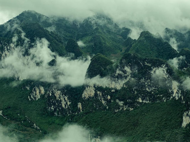 Along the way to Ha Giang Vietnam 🇻🇳 