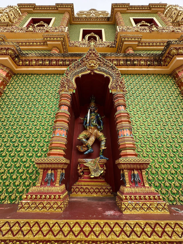 One of the most beautiful temples in South of Thailand 