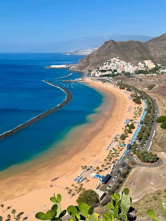  Tenerife: An Island of Eternal Spring, Volcanic Wonders, and Coastal Beauty 🇪🇸✨