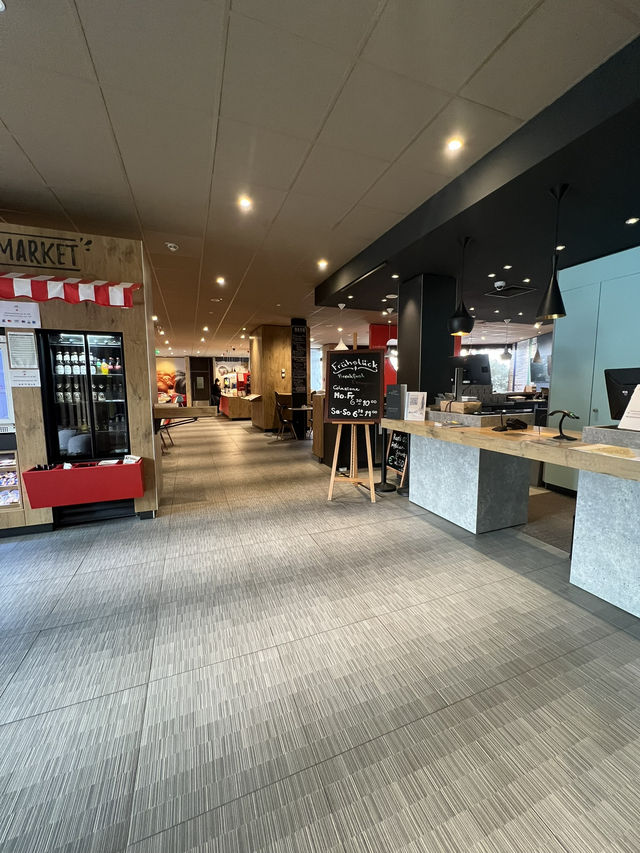 Where comfort meets convenience in the heart of Mainz 🏙️✨ — ibis Mainz City