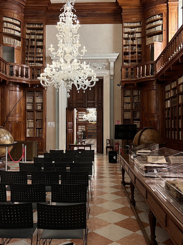 ✨ Day Trip to Mantova from Mestre ✨ ✨ Day Trip to Mantova from Mestre ✨