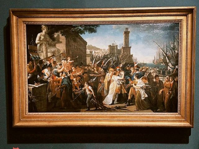 🎨 Top 10 Louvre Attractions + Spooky Halloween Vibes! 👻