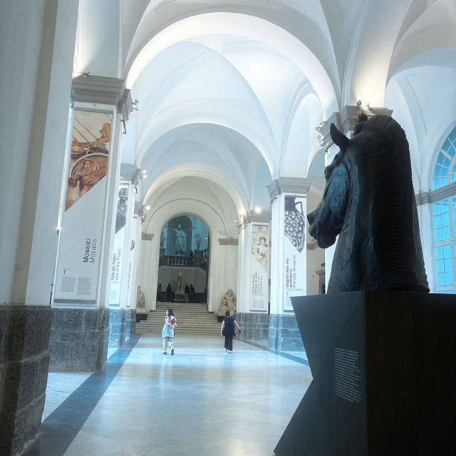 ナポリ国立考古学博物館