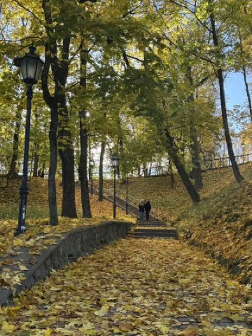 Fall vibes at Toomemägi in Tartu 🍂🍁