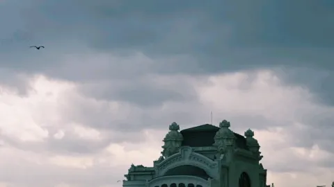 Waves & Moody Days: The Romantic Charm of Romania’s Seaside — traveler post in Constanta