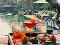 Perfect holiday time at Four Seasons Resort Chiang Mai ~ Sunset cocktails and Lanna-style buffet dinner are amazing.