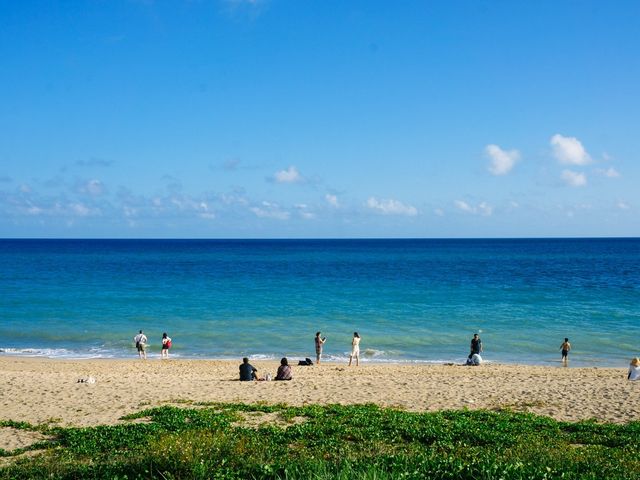 在墾丁海水浴場見證一場日落 