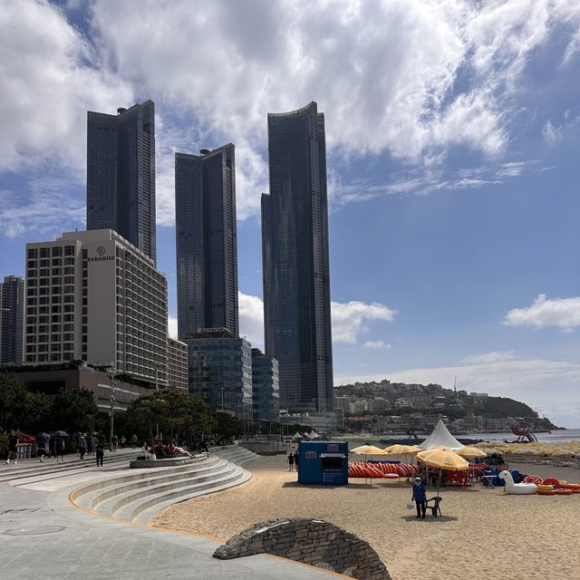 Busan’s best beach, Haeundae Beach 🏝️🌞🌊