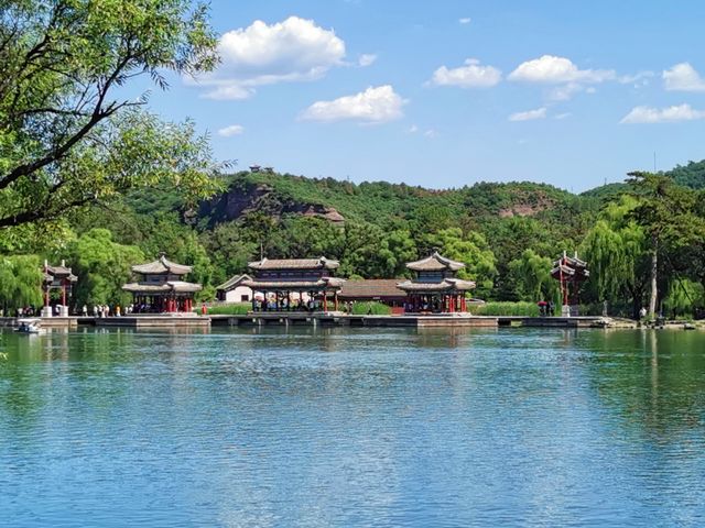 走進承德避暑山莊