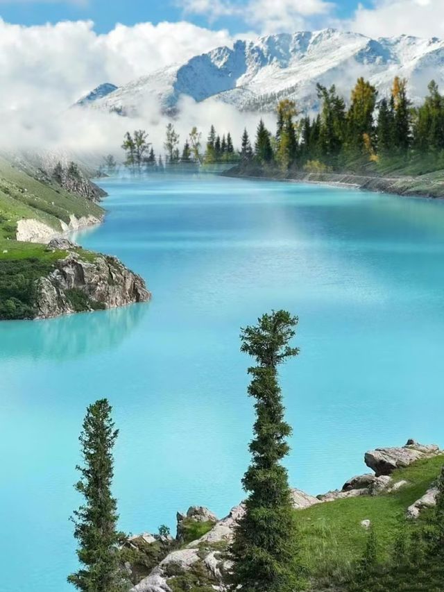 要看雪山草地湖景，還得是新疆！