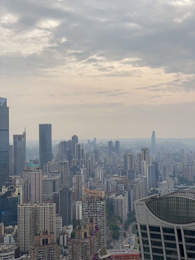 重慶版阿湯哥壯志凌雲，衝上雲霄