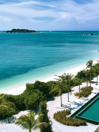 🌟 Belitung's Best: Sheraton Resort's Luxe Escape 🌊