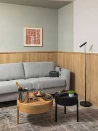 🌟 Budapest's Best: Crowne Plaza's Chic Comfort! 🌟