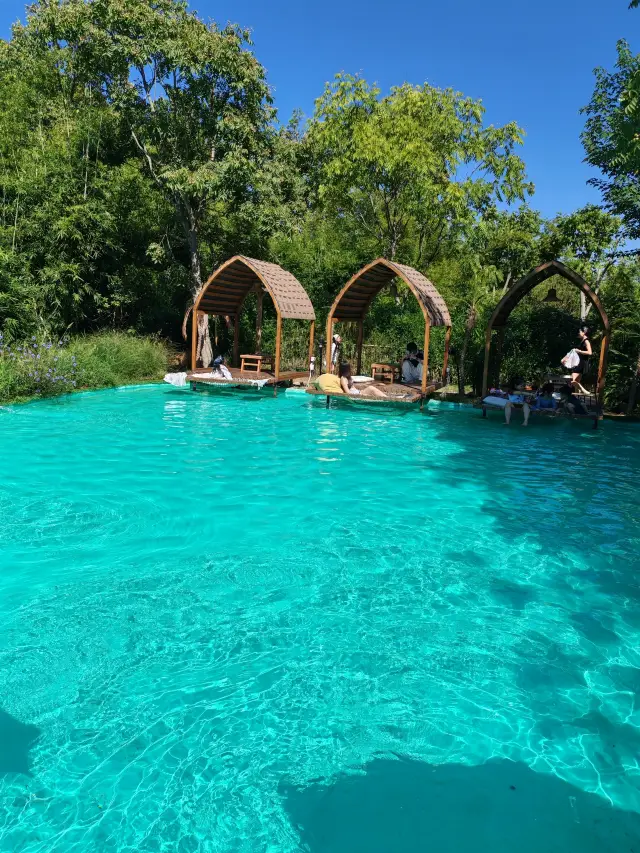 Wuhan East Lake Her Camping Farm! A great place for photos.