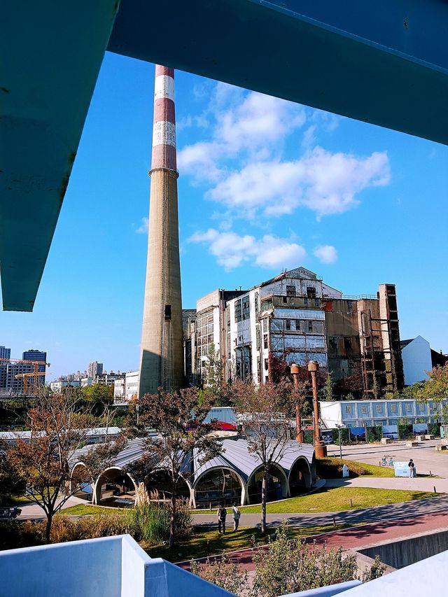 楊樹浦電廠遺址公園—拍不完的大片。