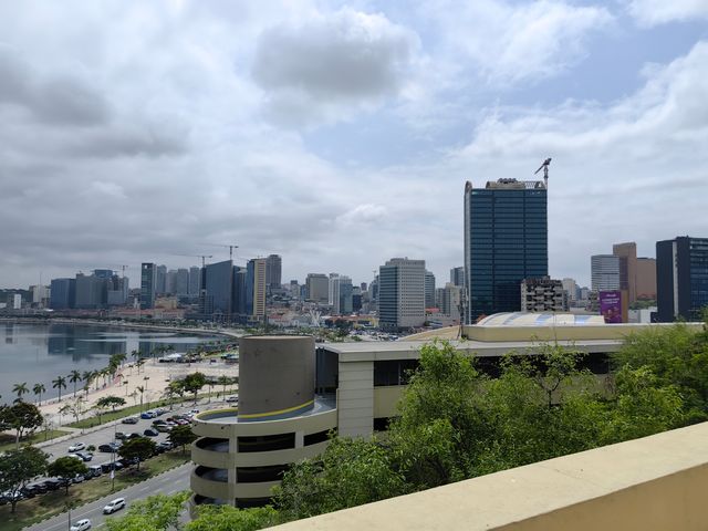 羅安達市中心全景