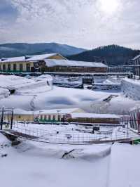雪中的童話世界！火車拉來的「小俄羅斯」