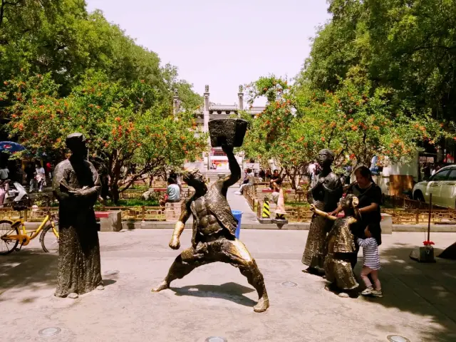 Xi'An Grand Mosque: Amazing Architectural Mix and Cultural Heritage