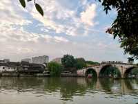 A Peaceful Evening at the Grand Canal in Hangzhou 🌅🚤
