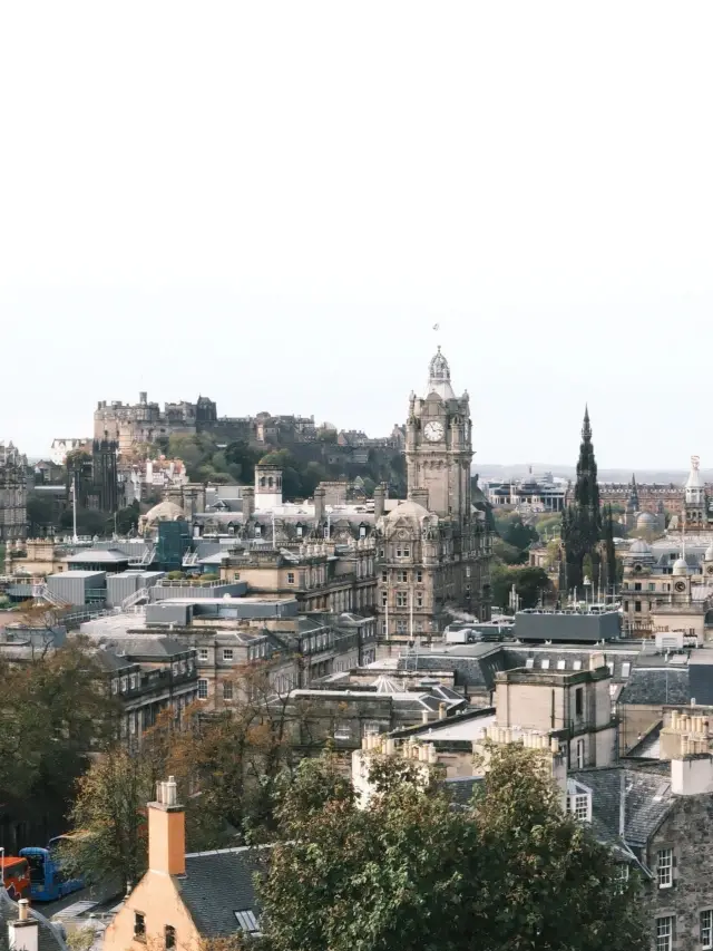 UK Museum Tour: Explore History for £3,000 per Person