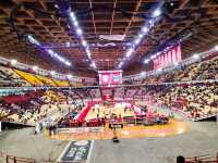 Experiencing an Olympiacos Basketball Game in Athens 🏀🔥