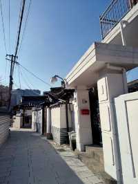 敬近堂與國立現代美術館一日遊：藝術與歷史的深度探索🎨🏛️