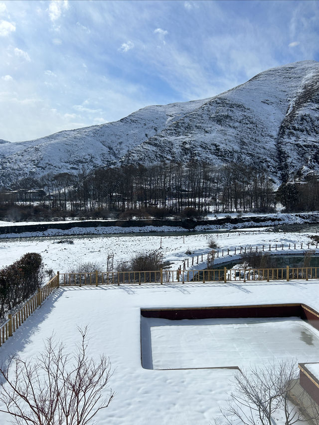 在白雪皚皚的川西…徹底放鬆了～