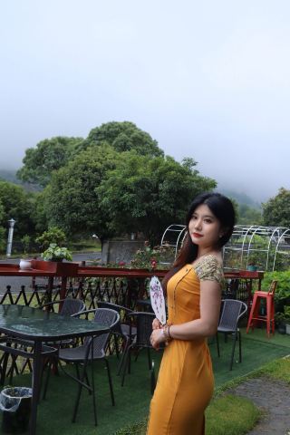 Mingyue Mountain Boutique Homestay | A Hidden Chinese Garden Courtyard at the Foot of the Mountain