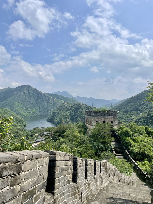 ULTIMATE CHINA 15 DAYS TRIP : PANDAS, ADRENALINE AND KARAOKE BARS