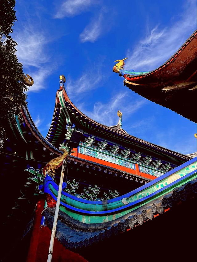 別問了！在四川！！這雲海日出美到我想直接出家！！
